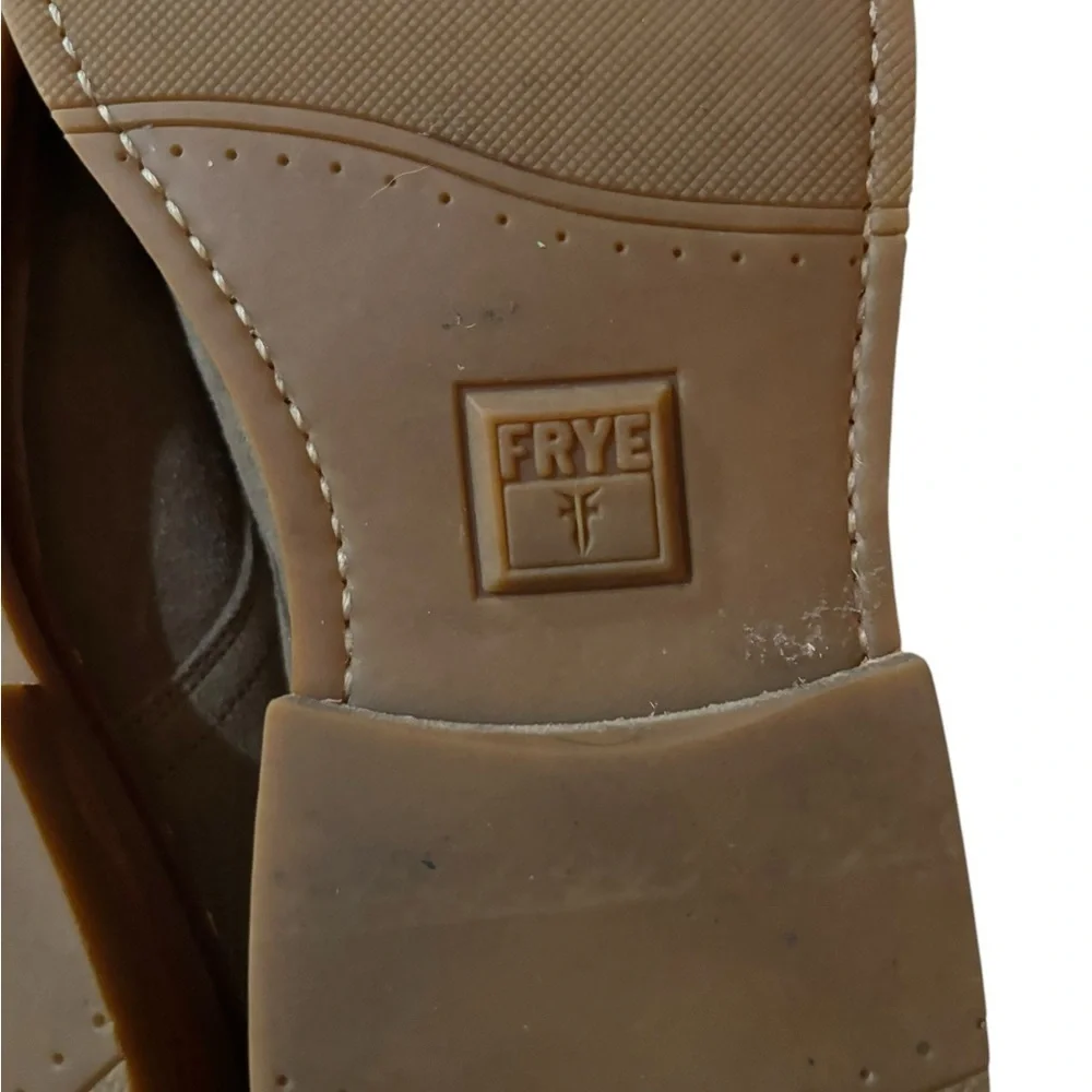 Frye Men’s Plain Toe Gray Suede Oxford US Size 9 Dress Shoes Casual